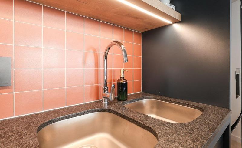 2 Bedroom Property for Sale in Sea Point Western Cape